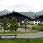 Apartman Holidays - Haus Acletta *