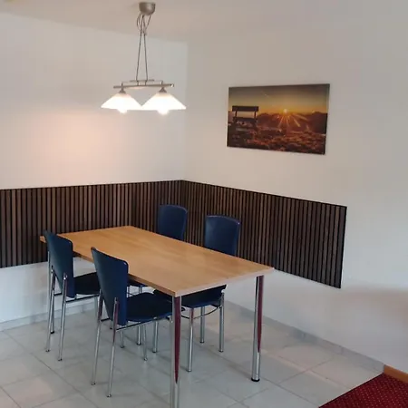 Lägenhet Holidays - Haus Acletta *