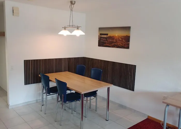 Daire Holidays - Haus Acletta *