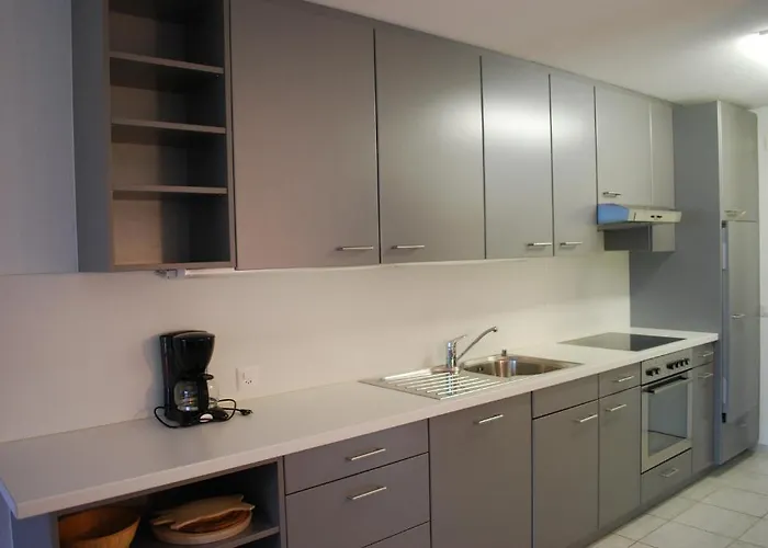 Daire Holidays - Haus Acletta *