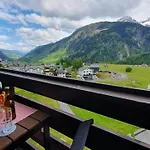 Daire Holidays - Haus Acletta