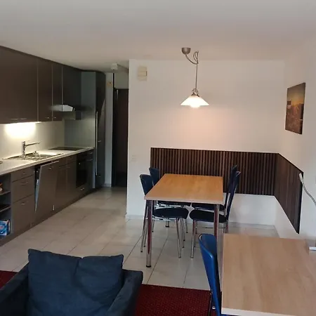 شقة Holidays - Haus Acletta ديسنتس