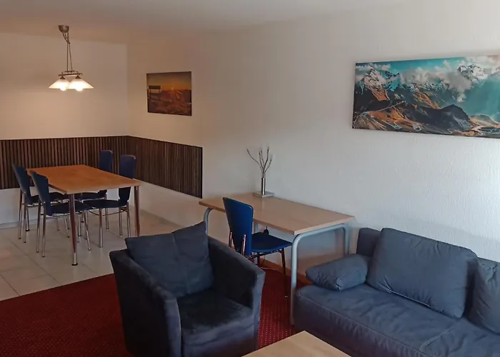 Holidays - Haus Acletta ديسنتس