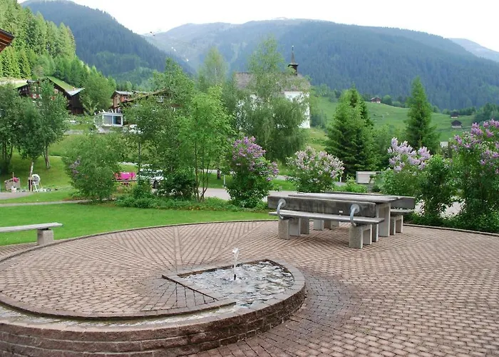 Holidays - Haus Acletta * Дизентис